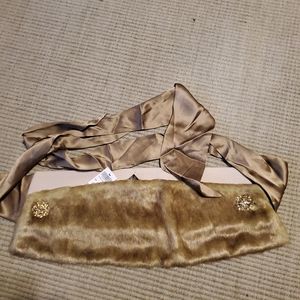 NWT Henri Bendel Blake silk scarf